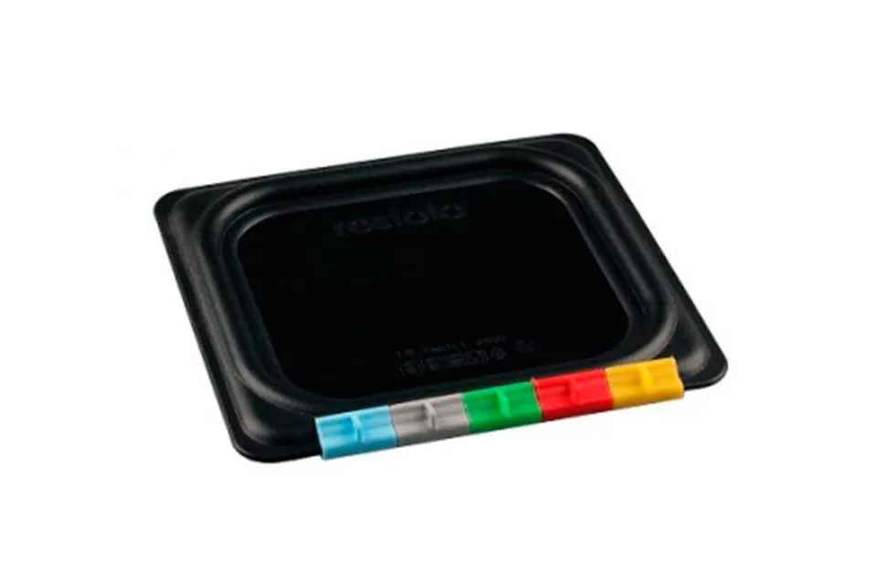 Крышка для гастроемкости 1/6 422102213 (176х162мм, черн)