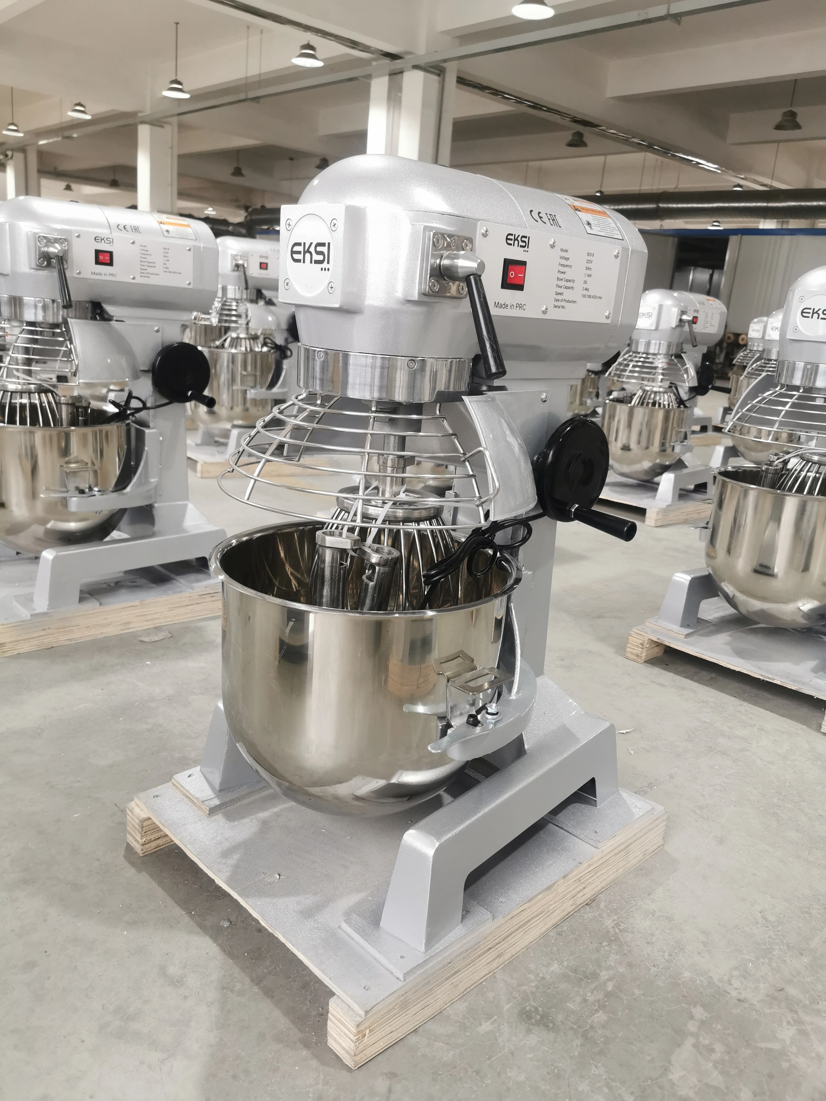 Миксер планетарный т.м. EKSI, модель  B20-B